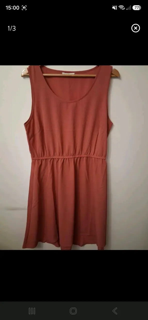 Vestido corto sin mangas color rosado