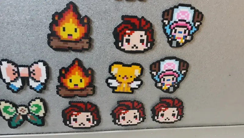PACK DE 3 IMANES PIXEL ART A ELECCIÓN - 4