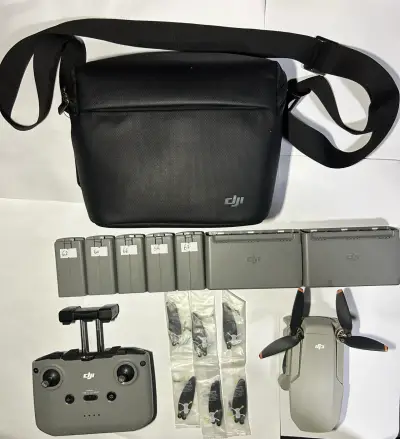Drone DJI Mini 2 con accesorios completos - miniatura 1