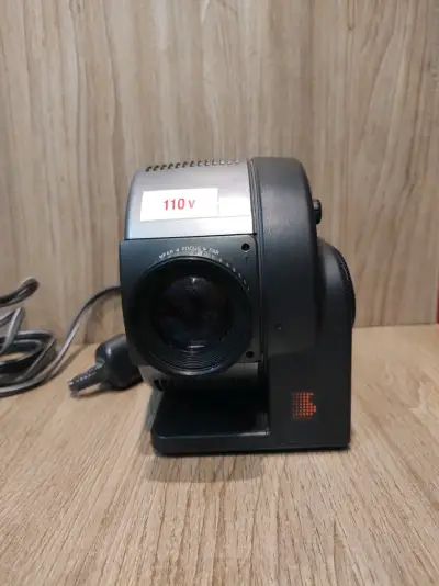 Proyector Sony CPJ-200 con Lámpara Halógena - miniatura 2