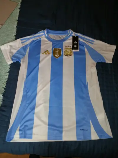 Camiseta de fútbol Adidas Argentina 2022 talla M - miniatura 2