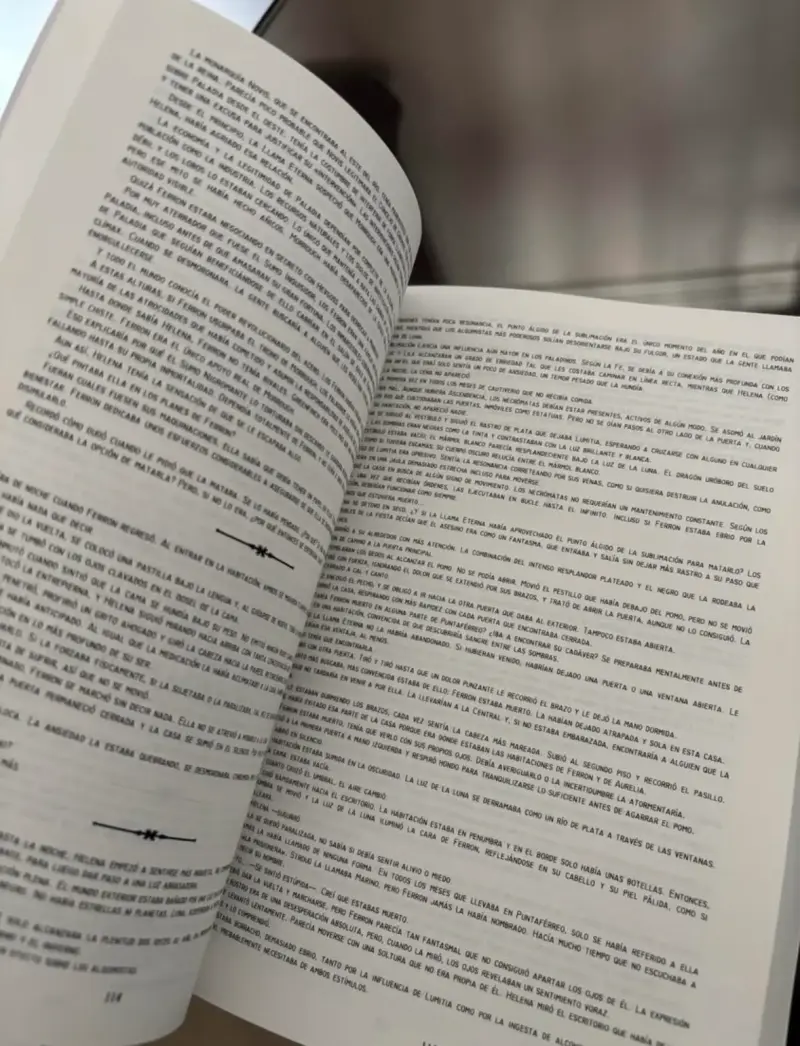 Libro 'Alchemised' de SenLinYu alternativo - 2