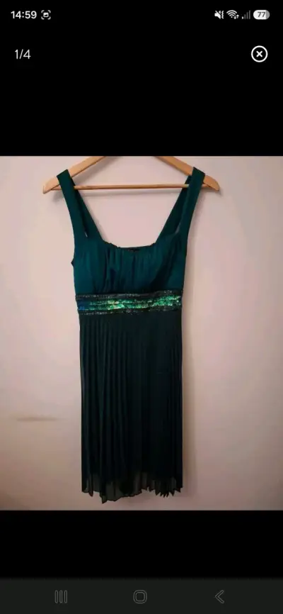Vestido de fiesta verde con lentejuelas - miniatura 1