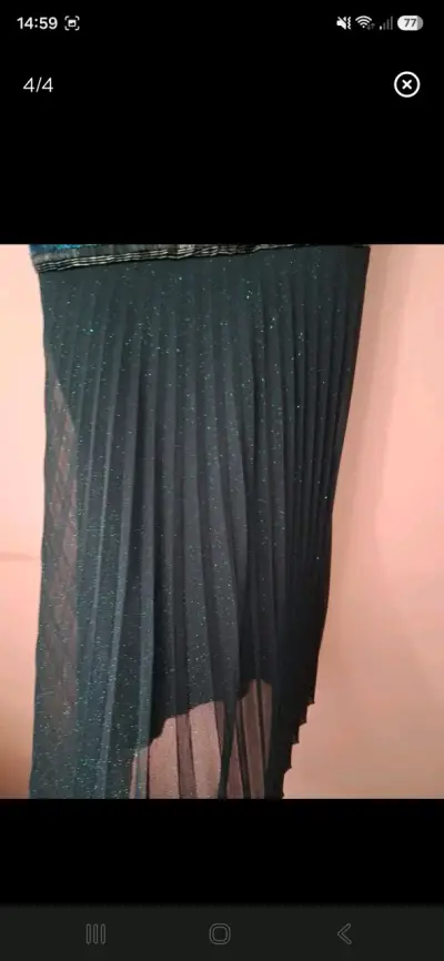 Vestido de fiesta verde con lentejuelas - miniatura 4