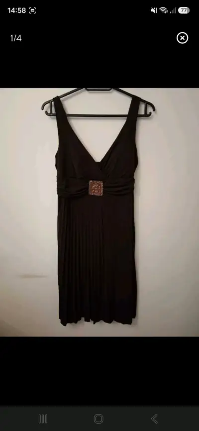 Vestido café, elegante con detalle de hebilla - miniatura 1