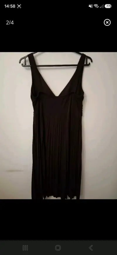 Vestido café, elegante con detalle de hebilla - miniatura 2