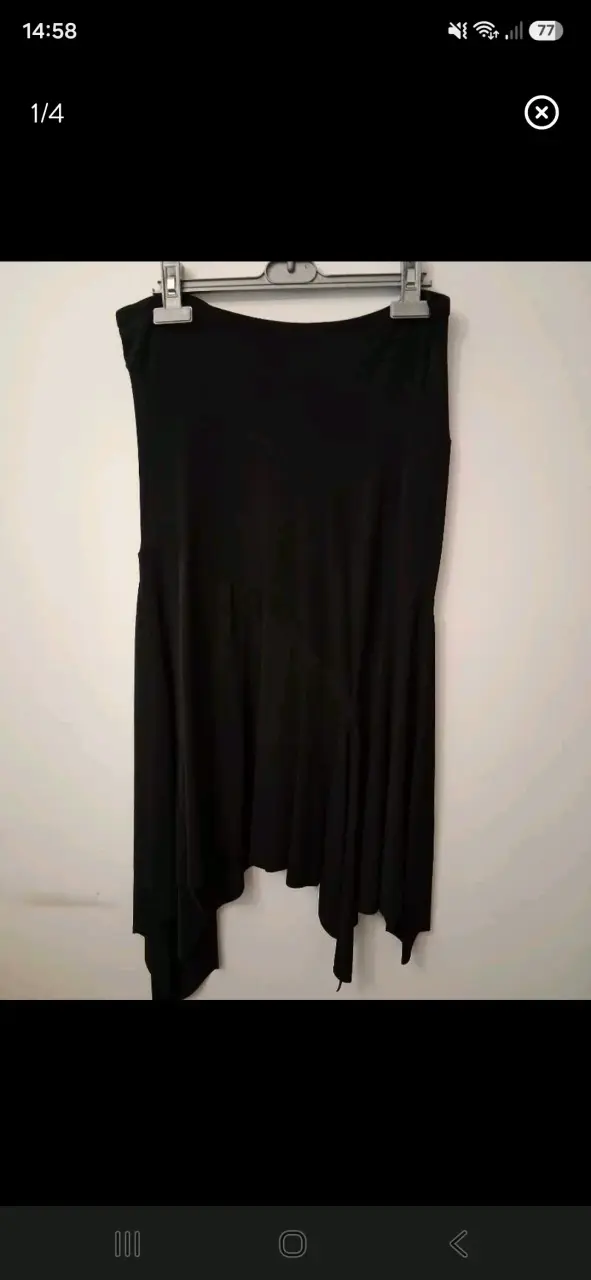 Falda negra asimétrica para mujer