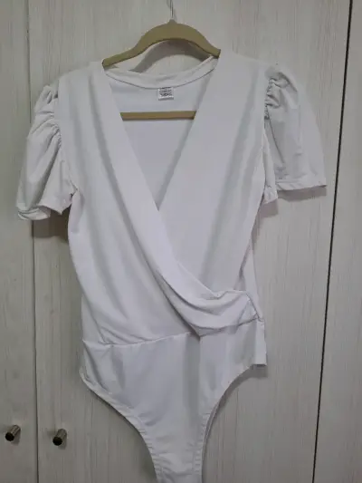 Body blanco Marca Mabelle- Talla L/XL - miniatura 3