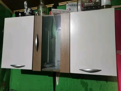 Mueble de cocina de madera laminada - miniatura 3