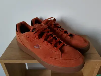 Zapatillas deportivas Nike naranjas para hombre - miniatura 1