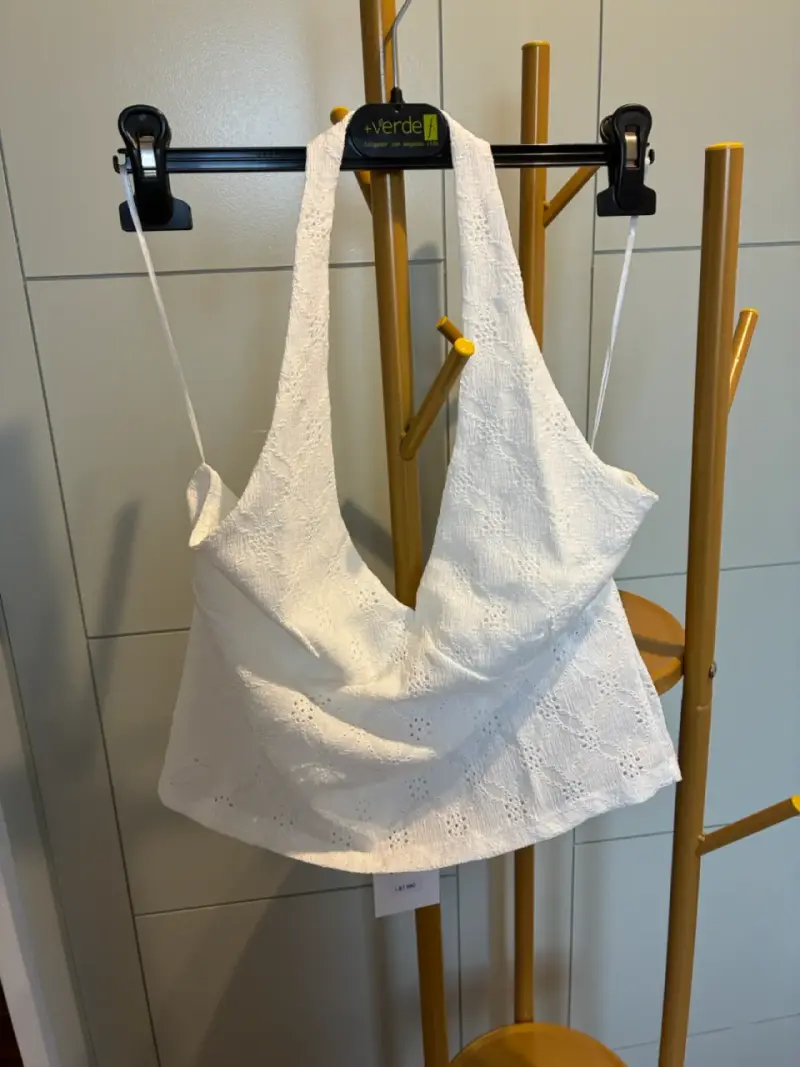Top blanco cuello halter y sin espalda - 1