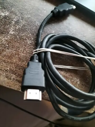 Cable HDMI de alta velocidad con Ethernet - miniatura 1