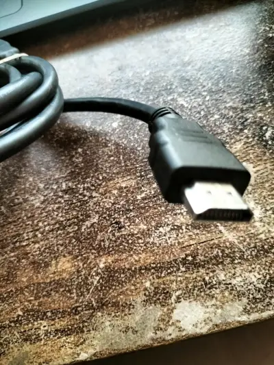 Cable HDMI de alta velocidad con Ethernet - miniatura 2