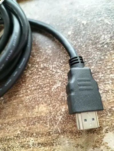 Cable HDMI de alta velocidad con Ethernet - miniatura 3