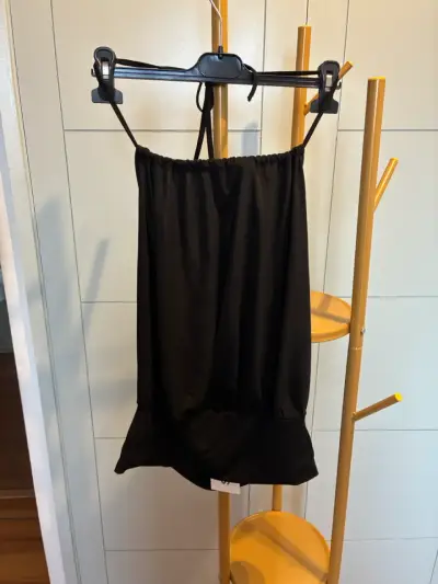 Top de lycra negra sin espalda - miniatura 1