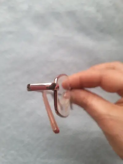 Lentes de lectura con estuche morado - miniatura 3