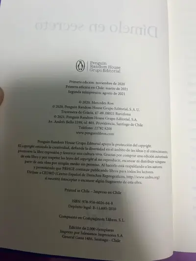 Libro 'Dímelo en Secreto' de Mercedes Ron - miniatura 4