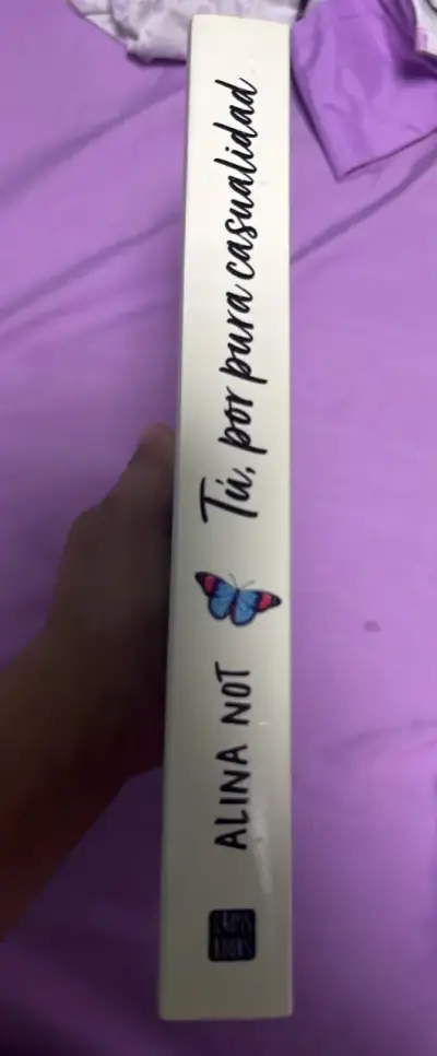 Libro 'Tú, por pura casualidad' de Alina Not - miniatura 3