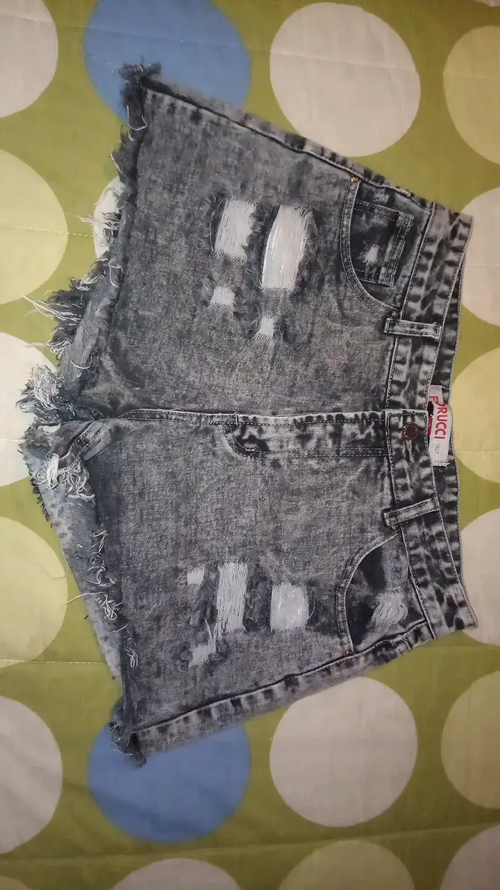 Shorts de mezclilla desgastados para mujer - 1