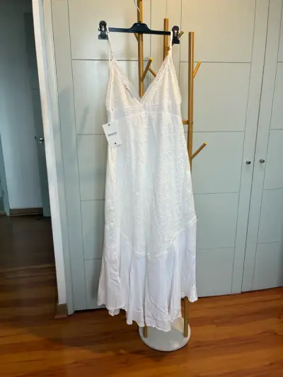 Vestido largo blanco con broderi  Wados - miniatura 3