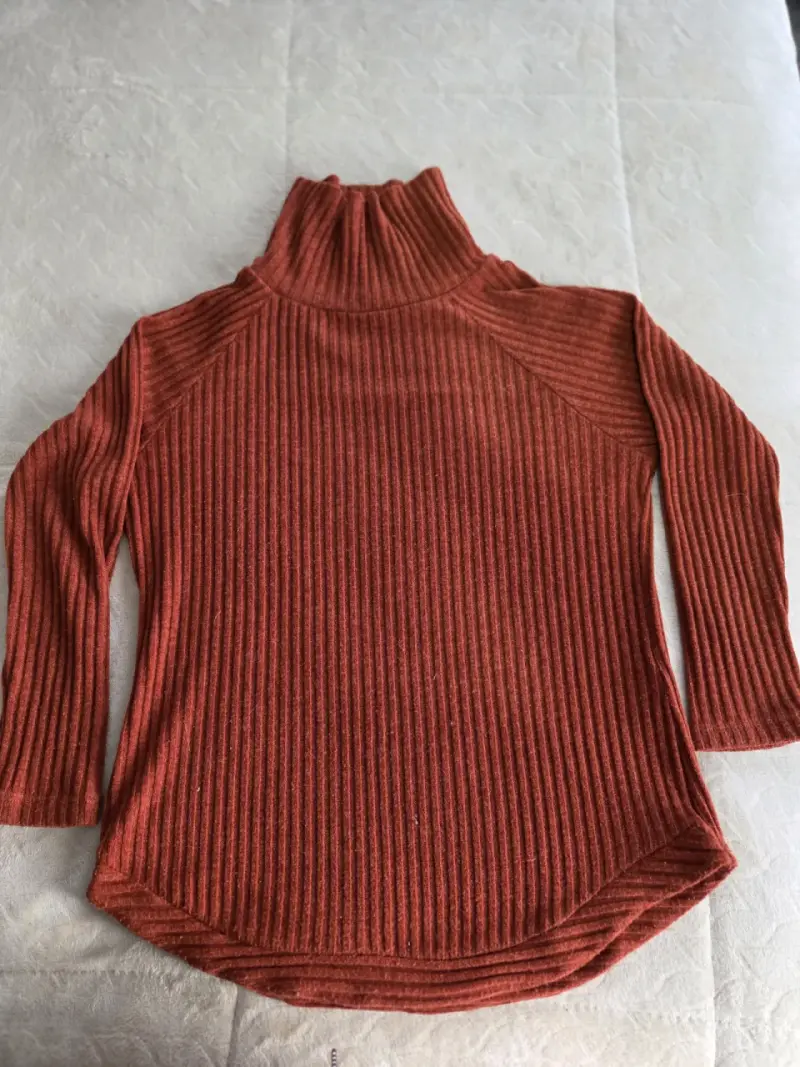 Conjunto de jersey de cuello alto