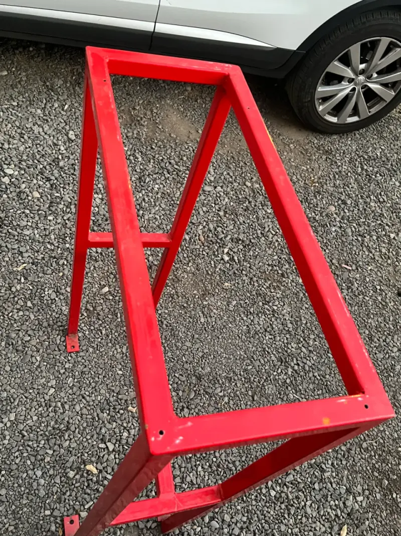 Soporte metal para manguera incendio red húmeda - 4