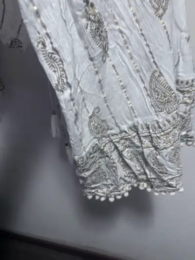 Vestido largo bohemio blanco con bordados - miniatura 6