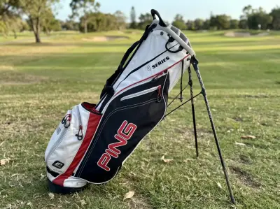 Set de golf completo Titleist PING + carro y telém - miniatura 1
