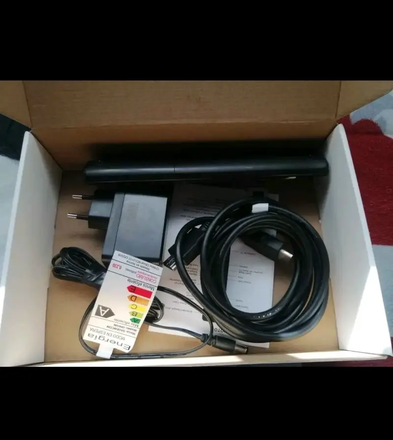 Decodificador de TV eTV con accesorios - 2