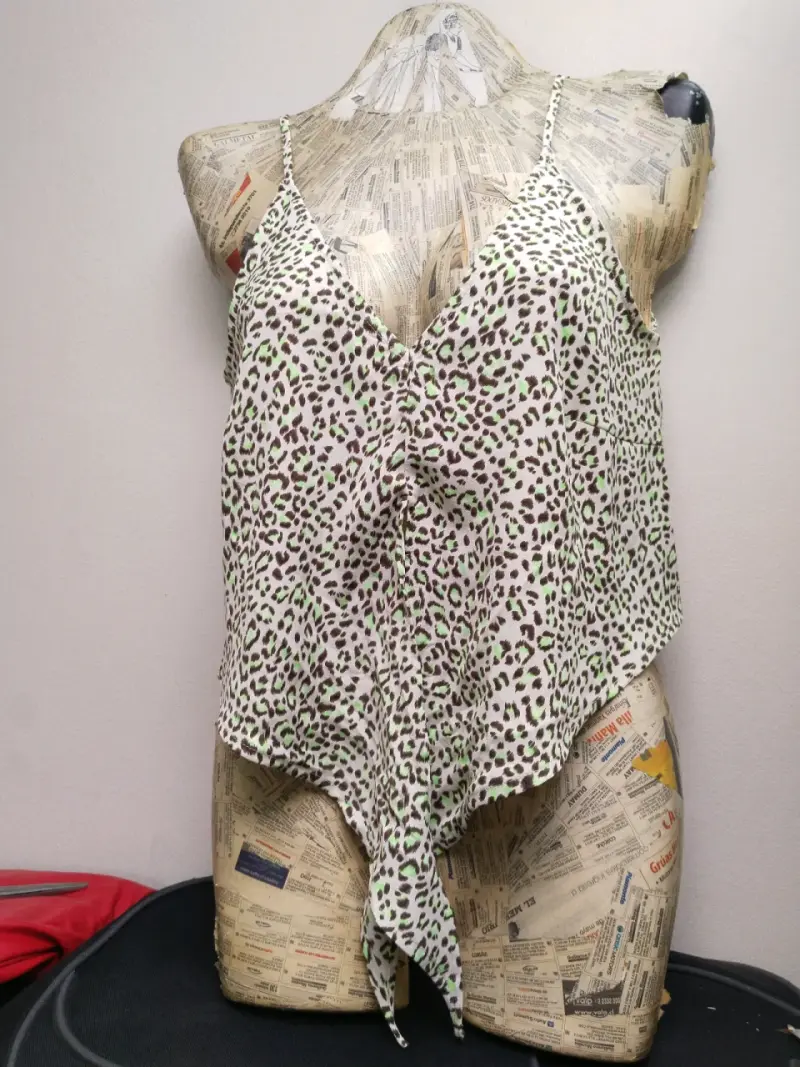 Top de tirantes con estampado animal print - 3