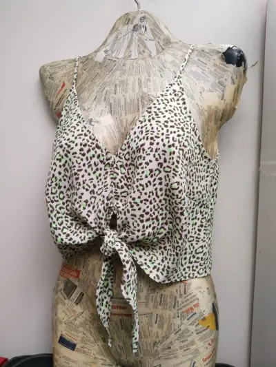 Top de tirantes con estampado animal print - miniatura 6