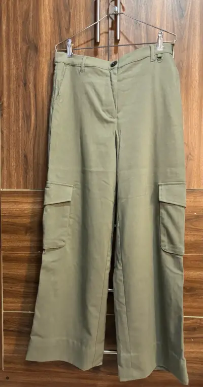 Pantalones cargo verdes Sybilla talla M - miniatura 1