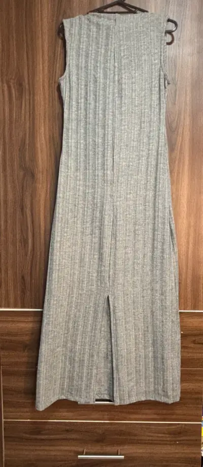 Vestido largo gris sin mangas Sybilla - miniatura 2