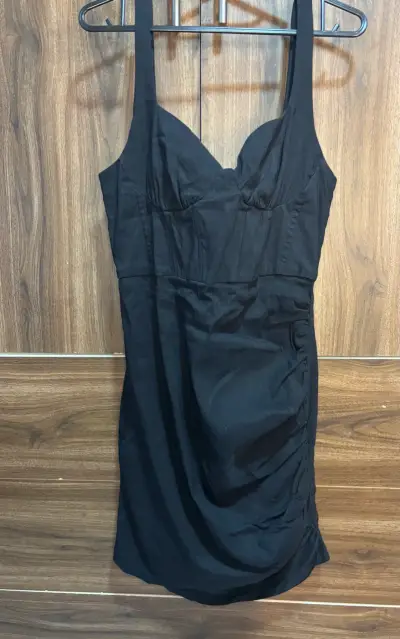 Vestido negro  Zara talla L - miniatura 1