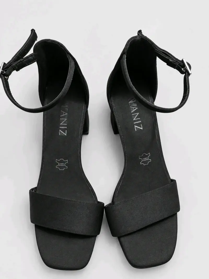 Tacón negro bajo talla 37