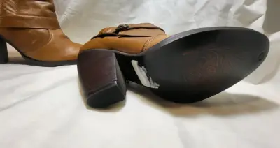 Botines de cuero marrón con tacón alto - miniatura 3
