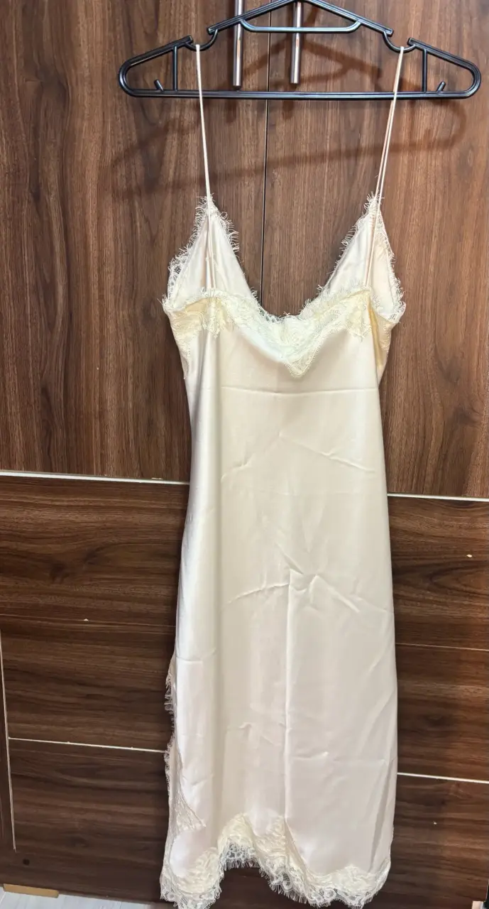 Vestido de satin encaje crema talla XS - 2