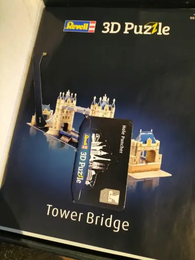 Rompecabezas 3D Revell Tower Bridge 120 piezas - miniatura 3