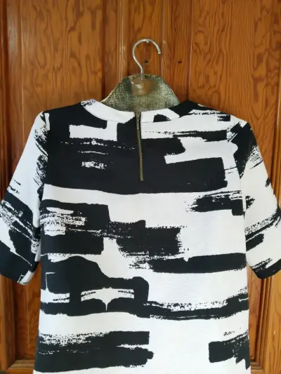 Blusa estampada blanco y negro Only - miniatura 2