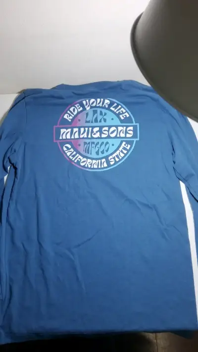 Polera manga larga azul con estampado marca maui - miniatura 2