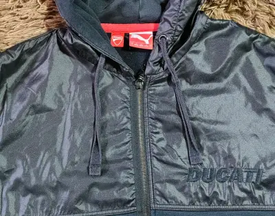 Chaqueta azul/negra Ducati Puma - miniatura 3