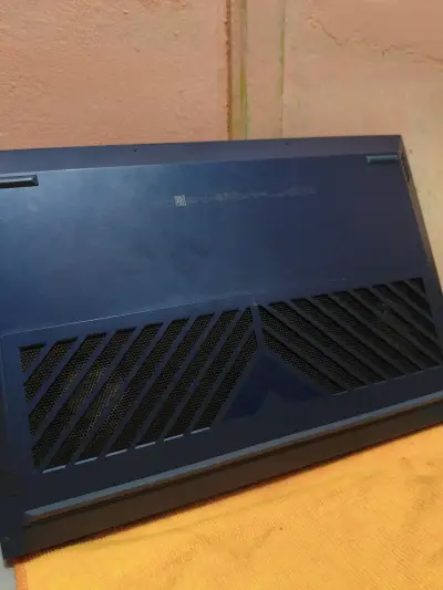 HP Victus 16 / Intel Core i7 11va Gen / 16GB RAM - miniatura 3