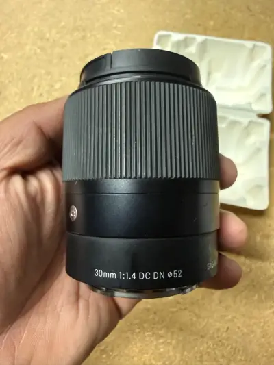 Sigma 30mm F1.4 DC DN montura E Sony - miniatura 6