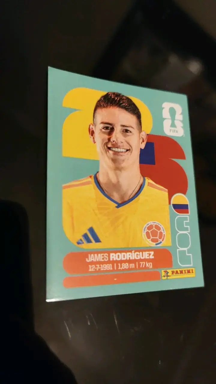 Lámina Panini James Rodríguez FIFA 2026