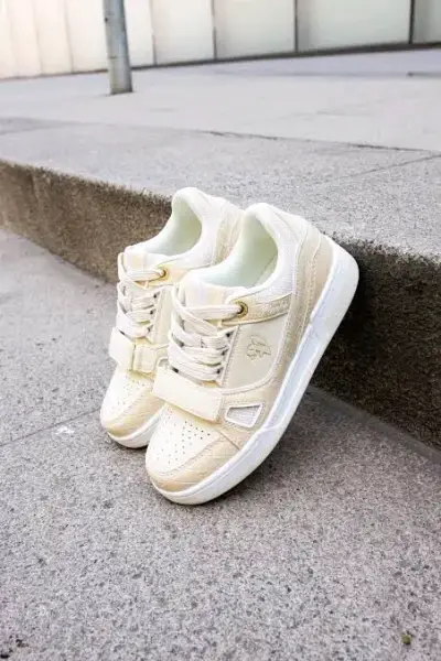 Zapatillas pimps beige talla 42 o 43 - miniatura 1