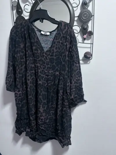 Vestido  animal print Alaniz talla L - miniatura 1