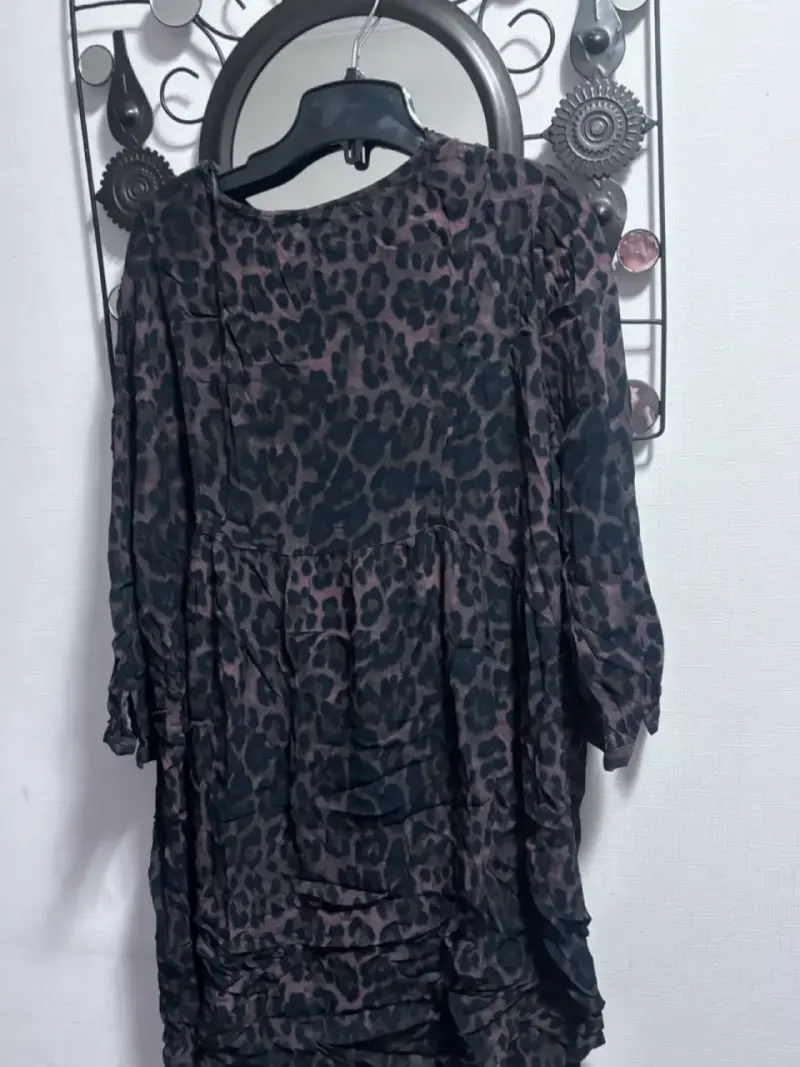 Vestido  animal print Alaniz talla L - 3