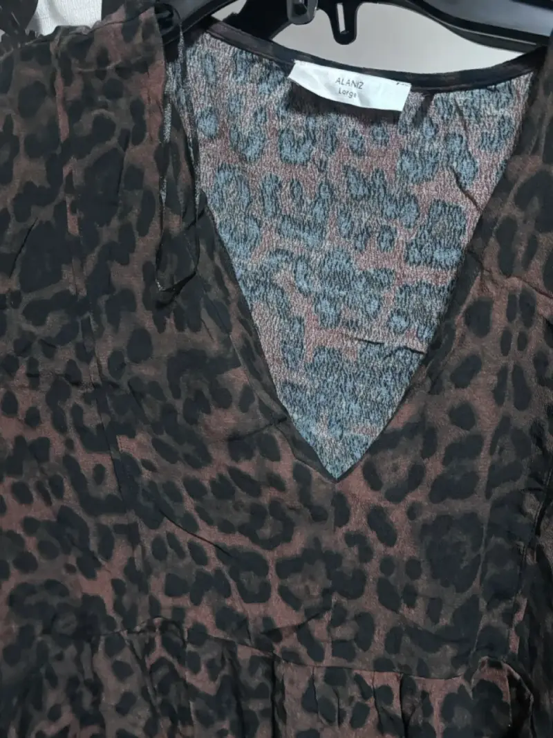 Vestido  animal print Alaniz talla L - 4