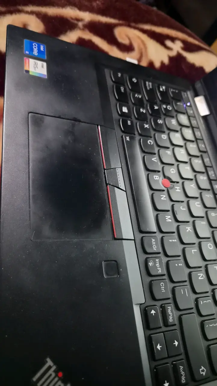 Laptop Lenovo ThinkPad con Intel Core i5 - 3