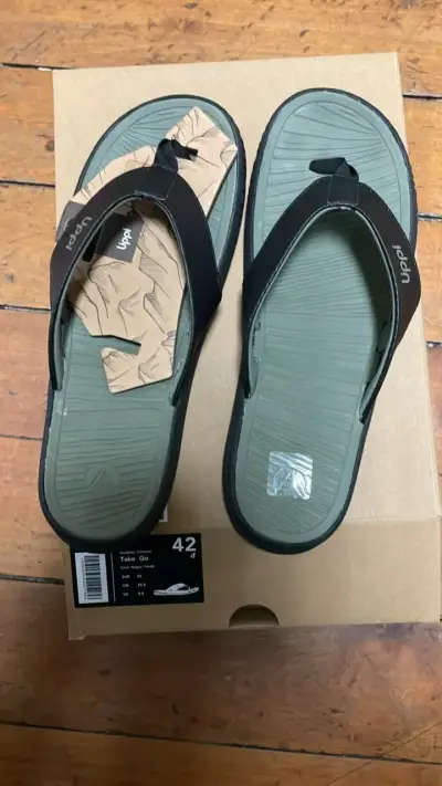 Sandalias Hombre Upp Take Go Negras y Verdes - miniatura 1
